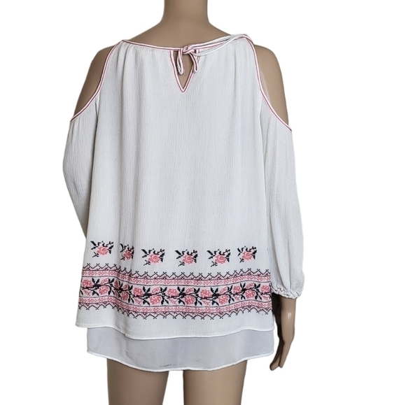 Max Studio Boho Embroidered Cold Shoulder Top - Picture 2 of 6